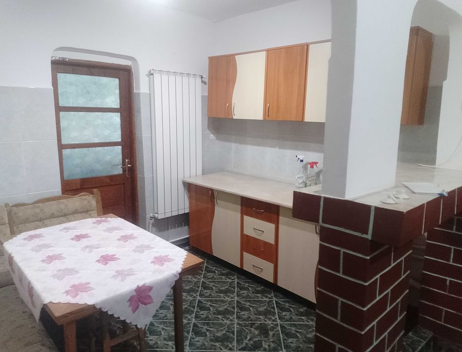 Apartament de închiriat