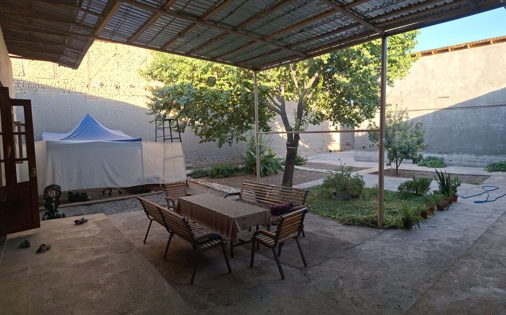 Участка сотилади ,5, 8 сотих ер хисобида кириб бемалол яшаса булади