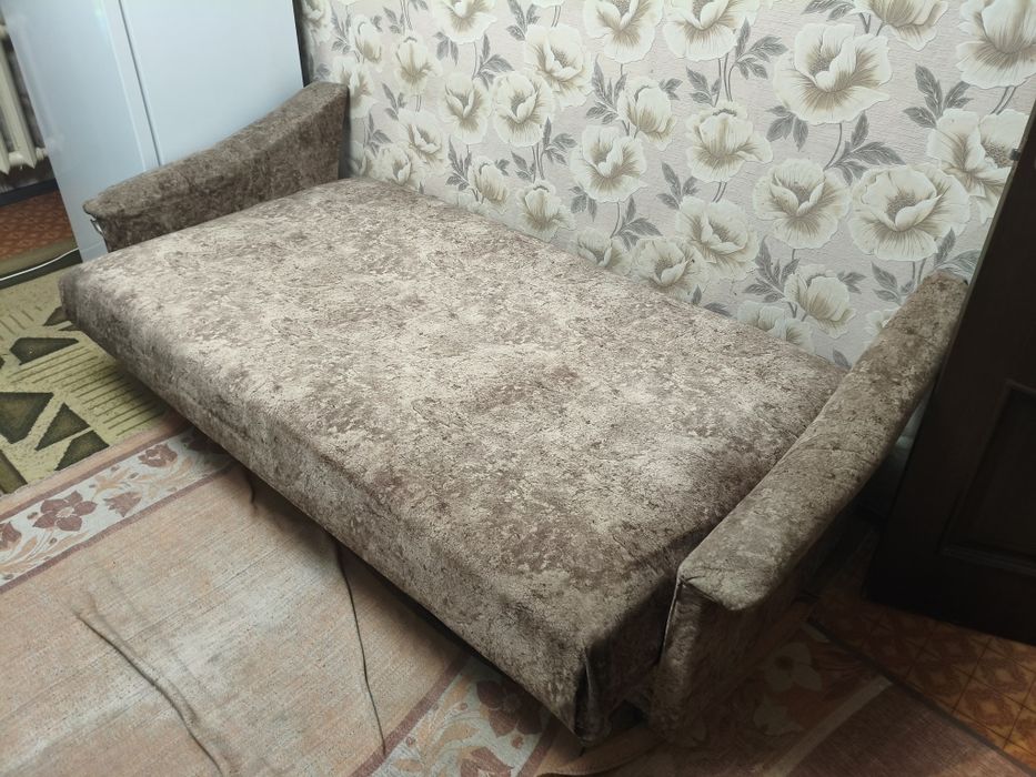 Диван и 2 кресла