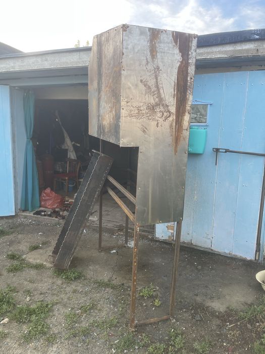Продается мангал с вытяжкой