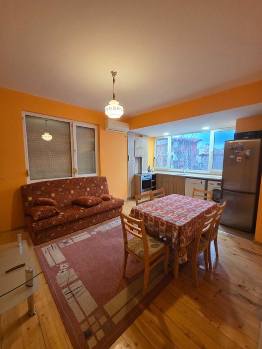 Тристаен обзаведен апартамент - Каменица 2