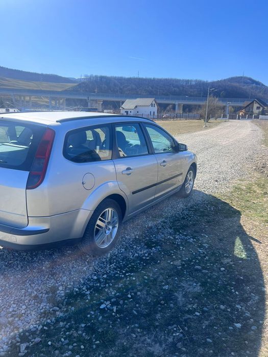 Vând Ford Focus mk2