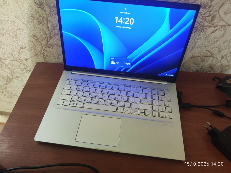 Ноутбук сатылады asus