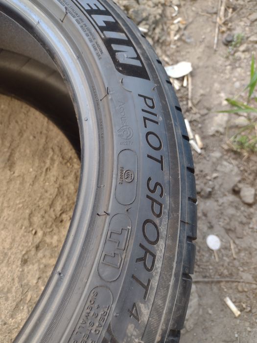 Michelin PS4 ТО 4бр.235/45/18 дот4722