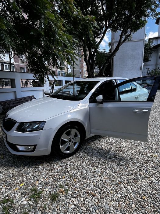 SKODA Octavia 2014 — imagine 2
