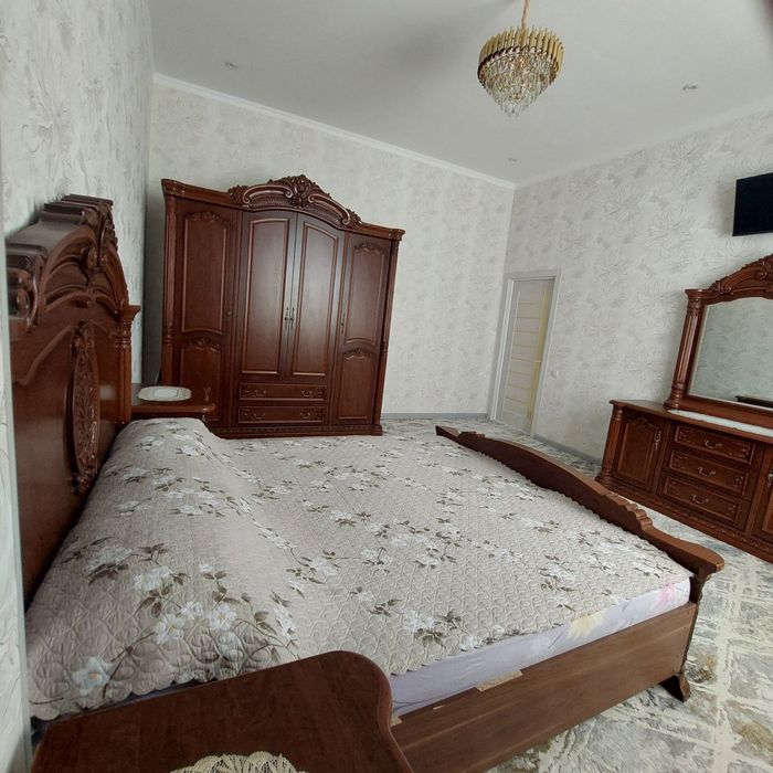 Yakkasaroy tumani Milliy bogʻ metrosi oldida kv ijaraga beriladi