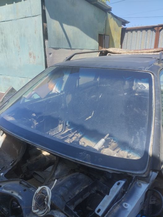 Продам запчасти на Ауди 100