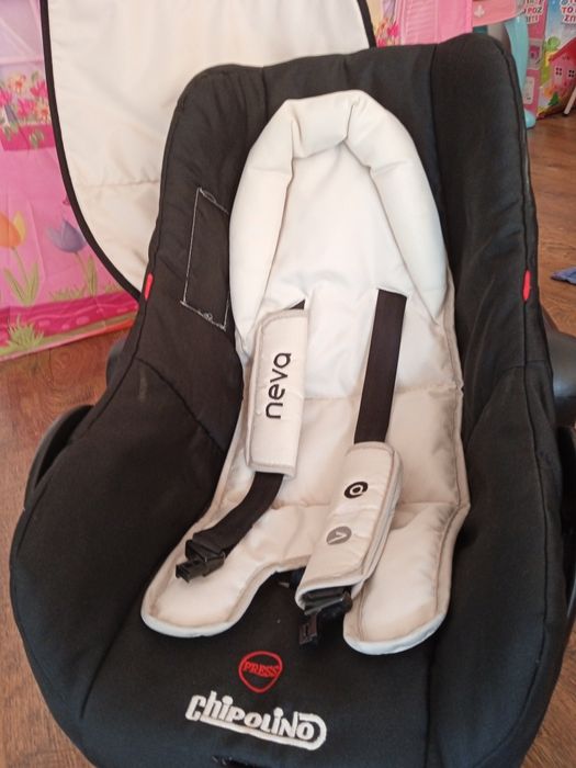 Бебешко столче(кош) за кола