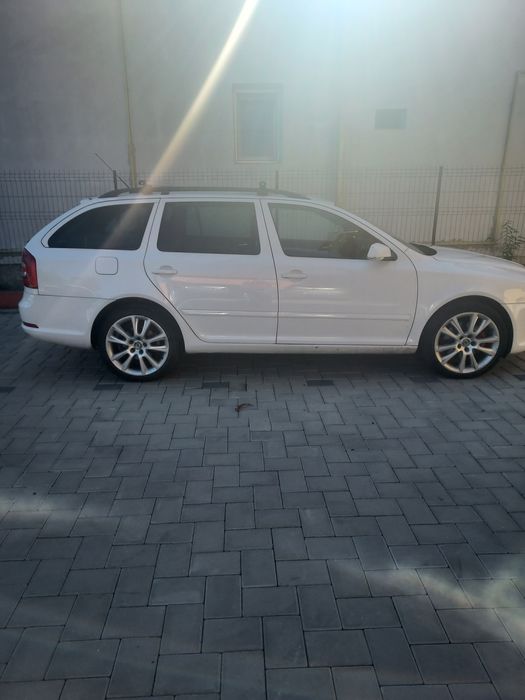 Vând skoda octavia 2 VRS!
