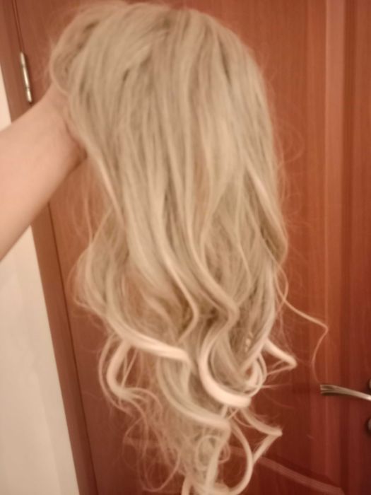 Шикарный парик женский