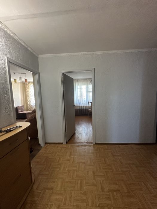 Продам 4-комн. квартиру