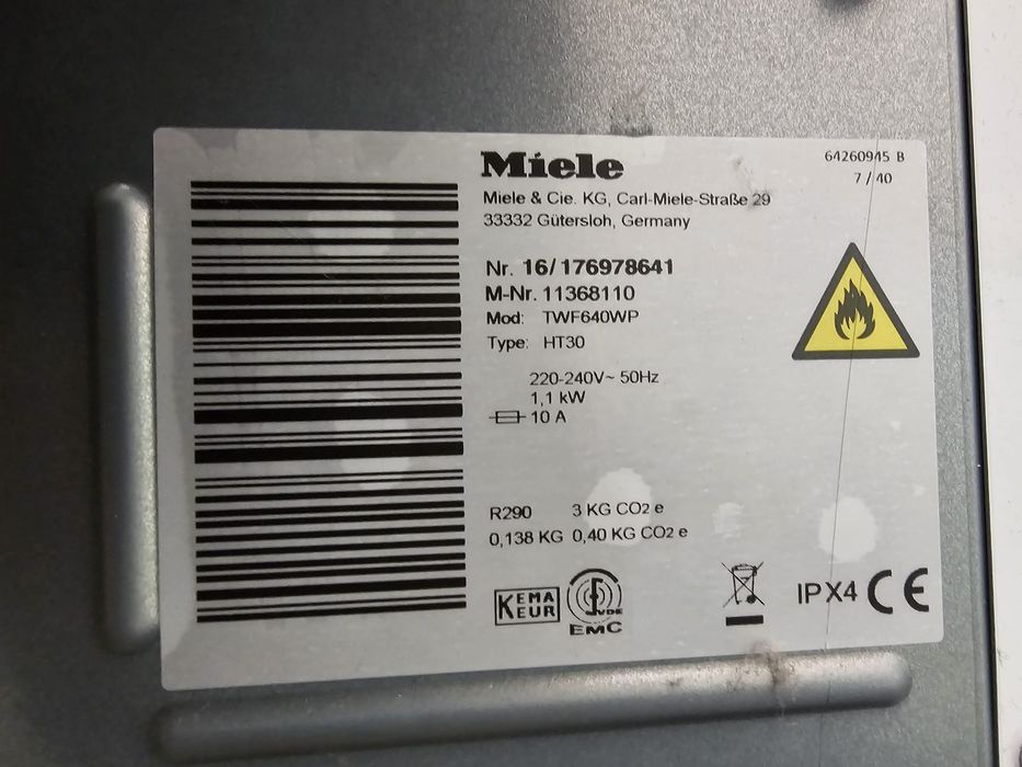 Uscator de rufe Miele T1