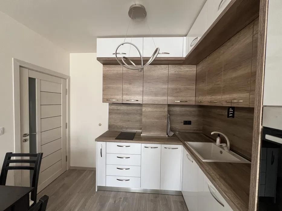 Дава се под наем Двустаен апартамент в Варна, Левски - 68 кв.м за 600 € - Снимка #1