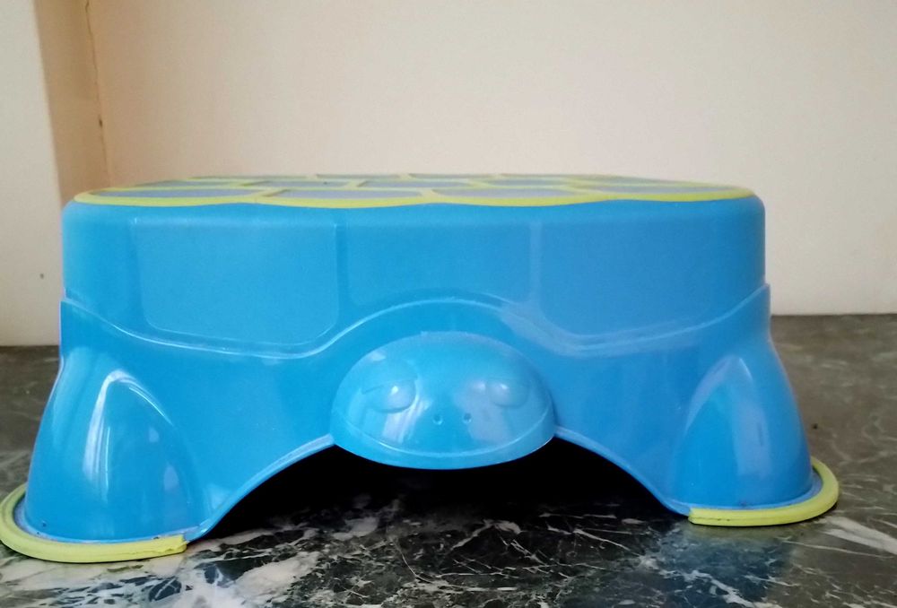 Детско стъпало за баня