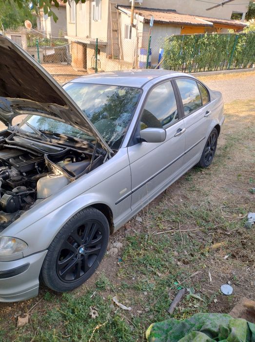 BMW E46 136hp.                     .
