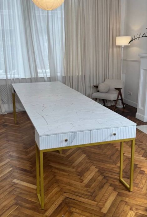 Срочно продаю стол трансформер