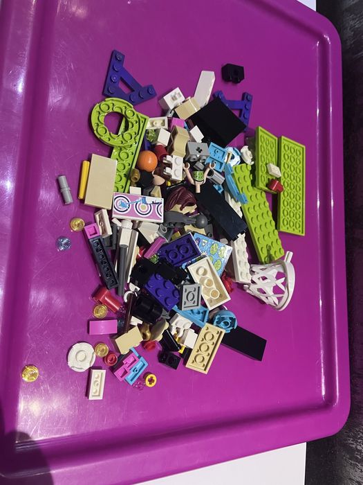 Lego Friends 41127 sala de jocuri electronice din parcul de distractii