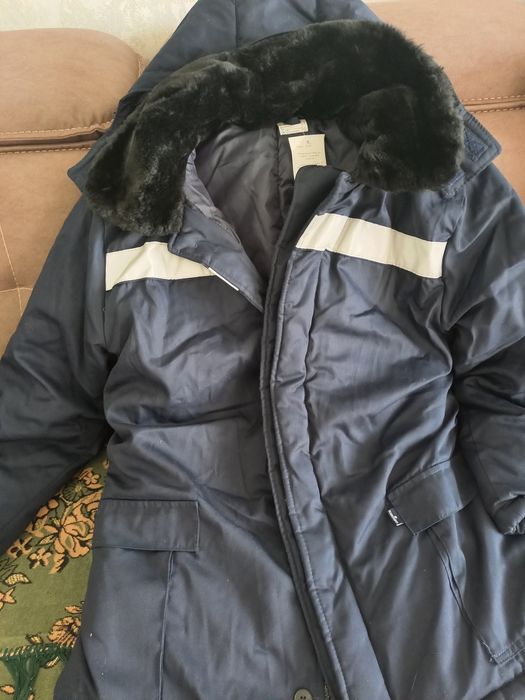 Продам зимний комплект спец одежды.