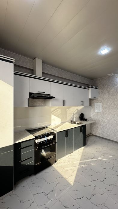 Смарт сити  3 хона Арзон Квартира