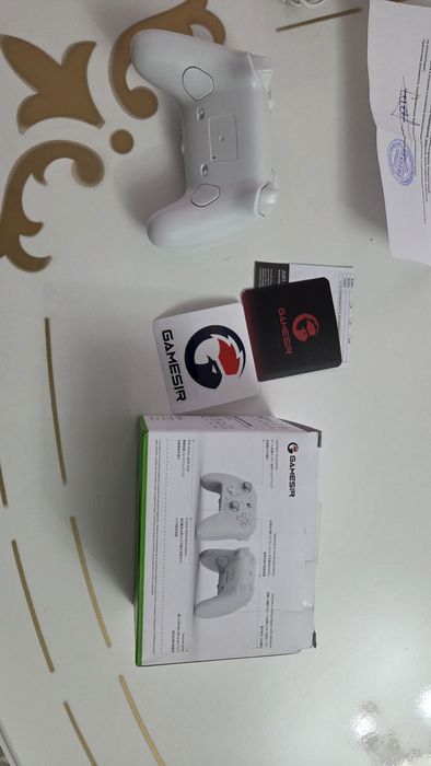 Продам геймпад Gamesir G7 SE