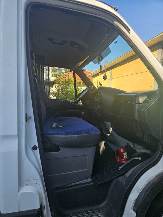 Тристранен самосвал Iveco 35S10