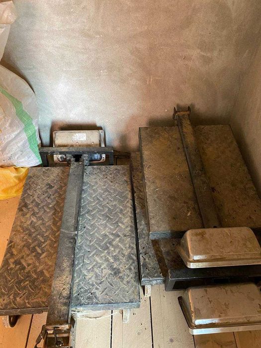 tarazi, tarozi, torozi, o'rtanchasi