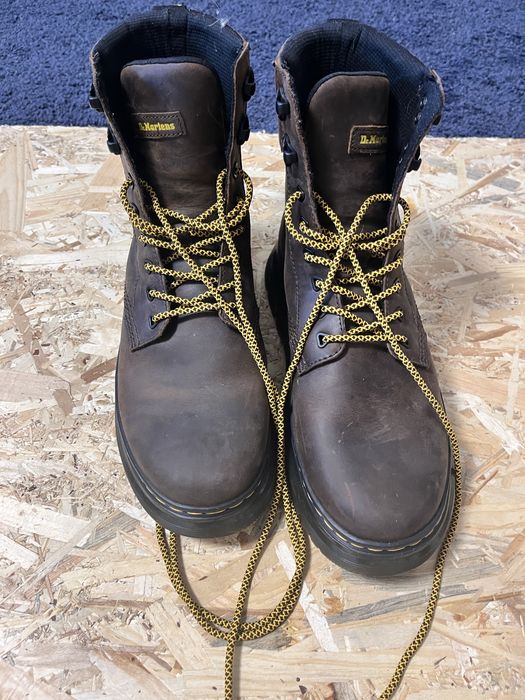 Bocanci Dr Martens marimea 43 noi, nepurtati