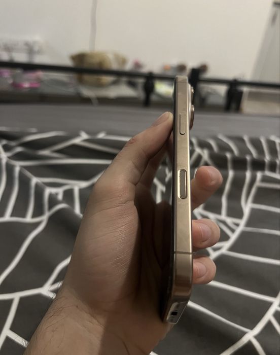 2 x Iphone 16 Pro 256 GB