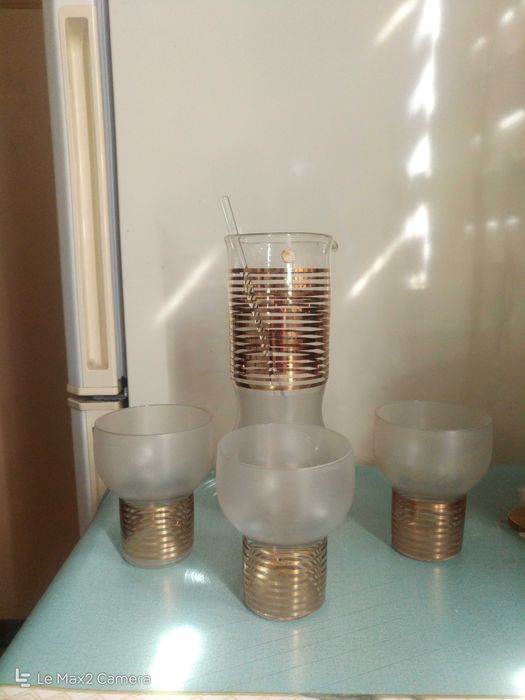 3 стакана и графин(богема)