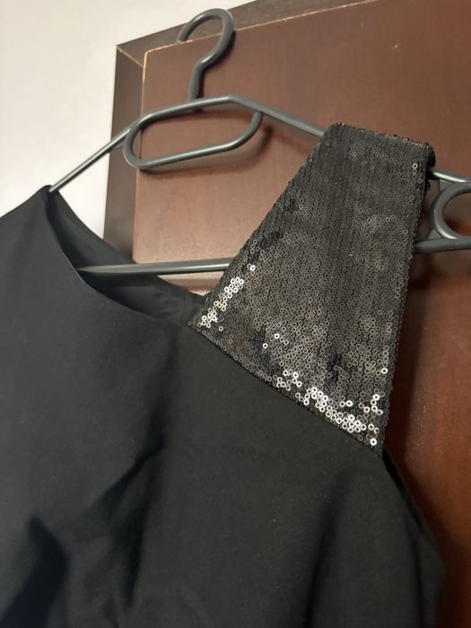 Дамска черна рокля