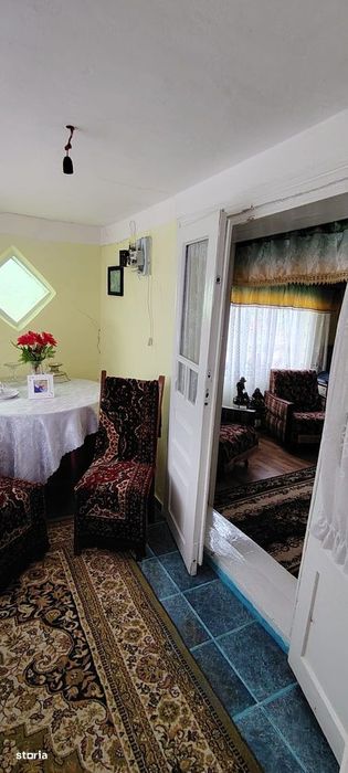Casa locuibila in oras cu 1000mp teren