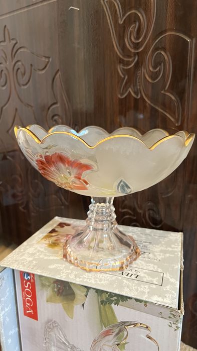 Сундук с посудами