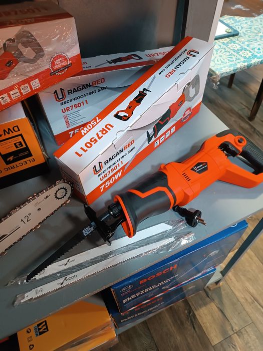 Сабельная пила сетевая