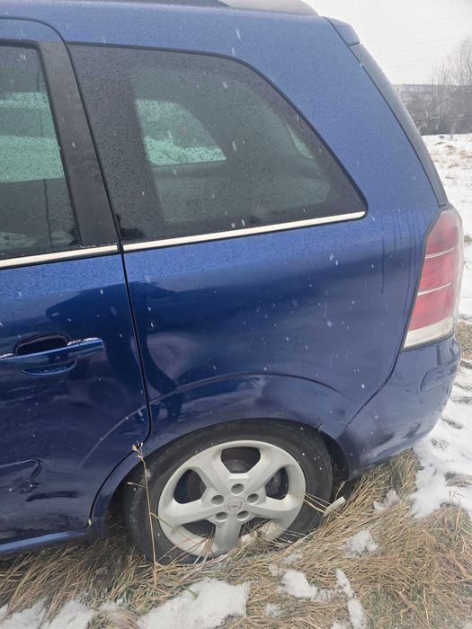 Opel zafira B monocab