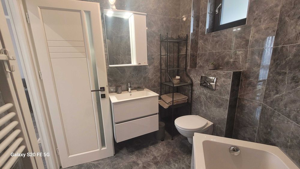 Inchiriez apartamanet 1 camera,zona Casa Sindicatelor,Cotnari,Iasi