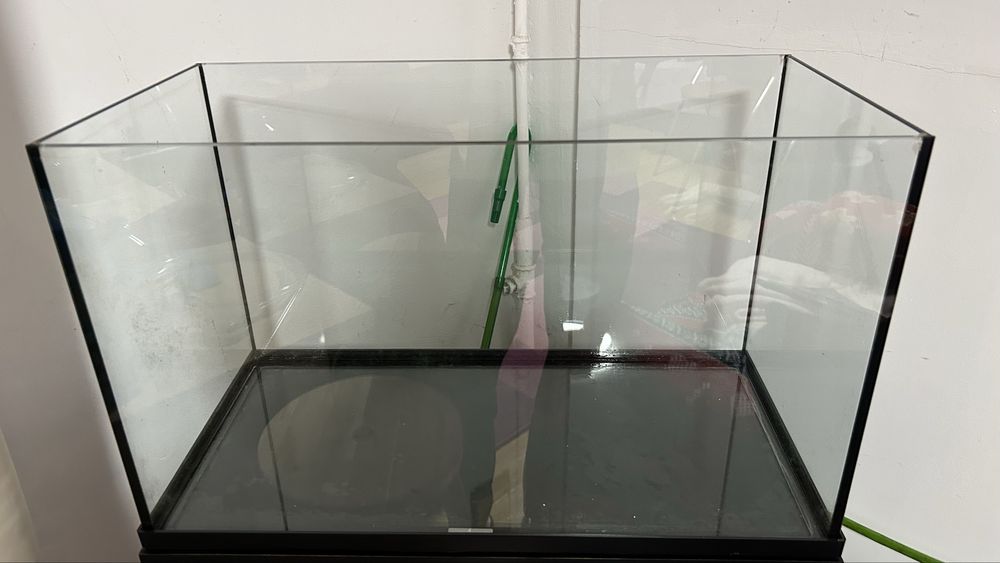 Acvariu 60 litri cu capac si iluminat Led