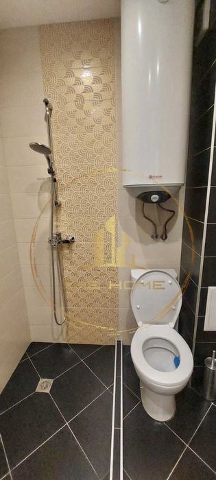 Дава се под наем Двустаен апартамент в Варна, Цветен квартал - 60 кв.м за 425 € - Снимка #8