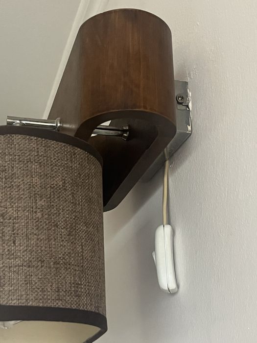 Lustra deosebita si aplica