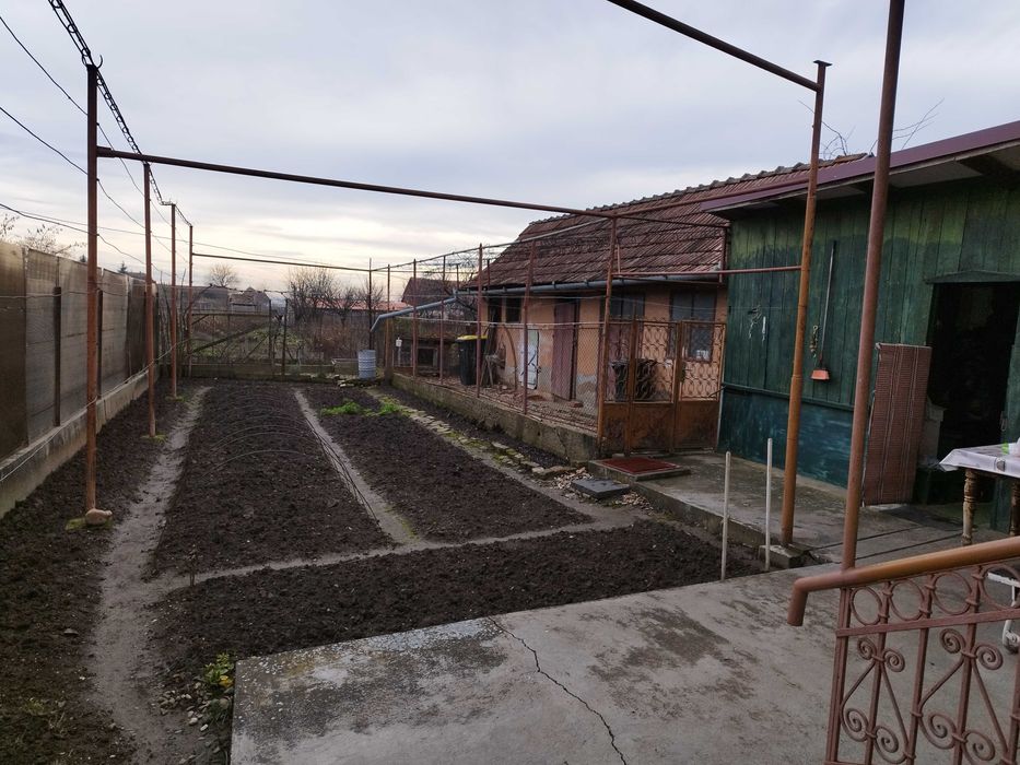 Casa de vanzare,unic proprietar.