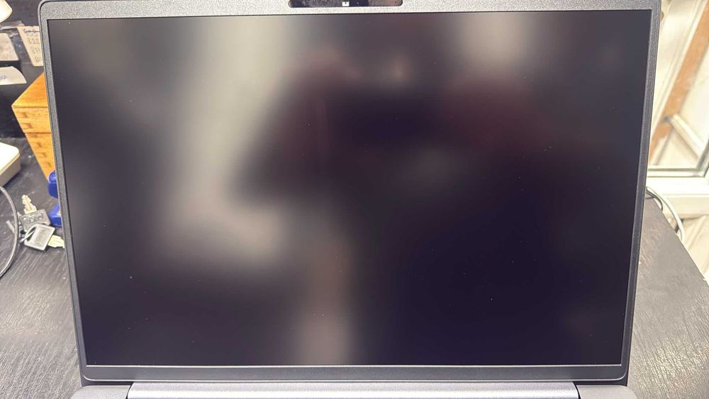 Hope Amanet P3 LAPTOP DELL PRO 5 Ryzen 7450