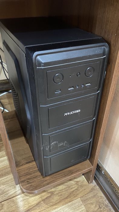 Компьютер, в комплекте, можно со столом