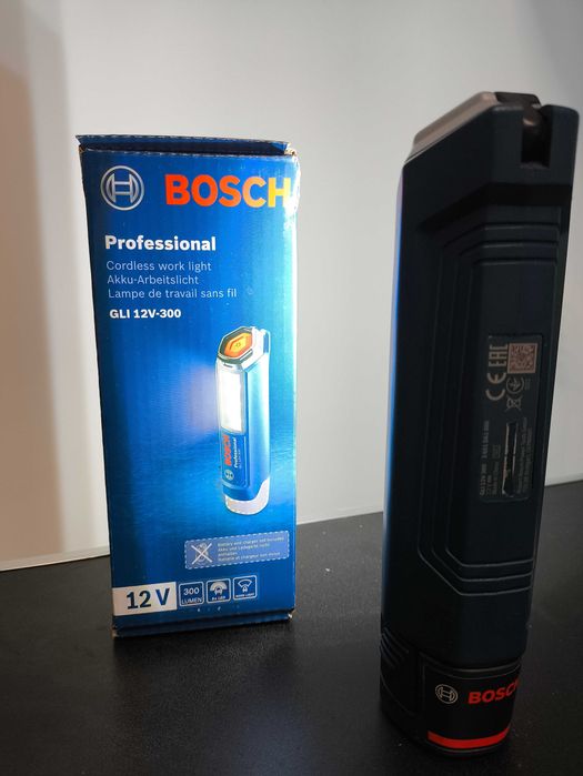 Bosch GLI 12V-300 + acumulator GBA 12V 2.0Ah