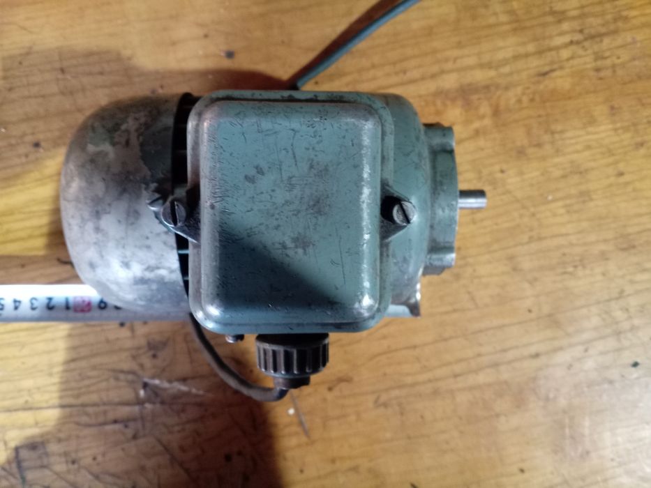 Продам электро двиготель 220 380в