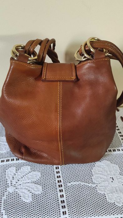 Дамска чанта от естествена мека лицева кожа в кафяв цвят