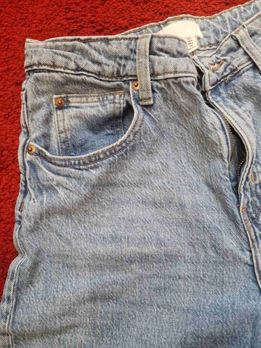 Сини дънки с широк крачол