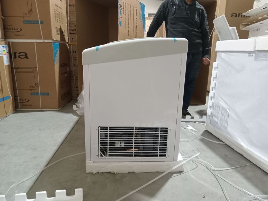 Морозильный ларь-витрина AIWA 400 y (400 л)  Изогнутое Стекло и Супер