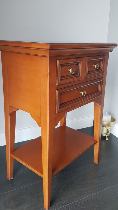 Comodă  veche din lemn masiv