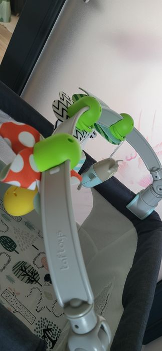 Arcada Taf Toys pentru pătuț