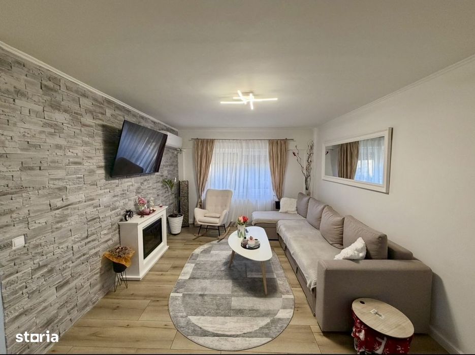 Apartament 4 camere, Carpati II, str Alecu Russo — fotografia 1