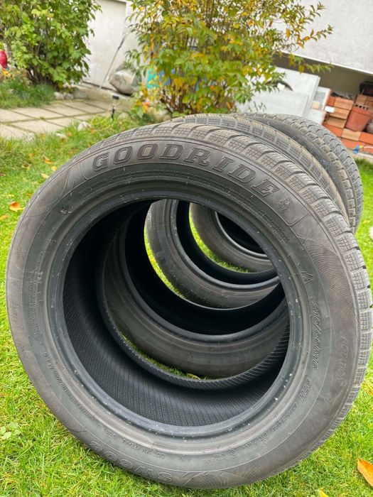 Зимни гуми 215/55/16